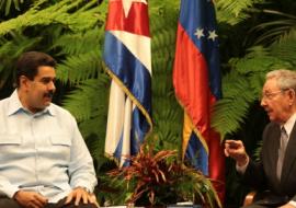 Castro, Maduro Vow to Strengthen Economic Cooperation