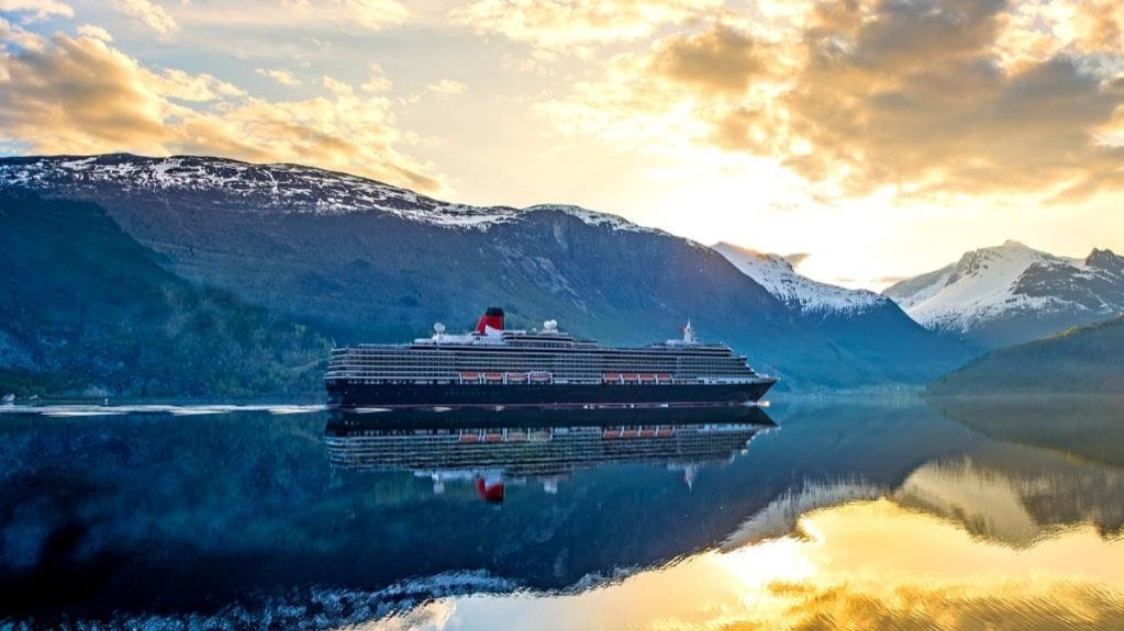 Cunard cruise in Alaska