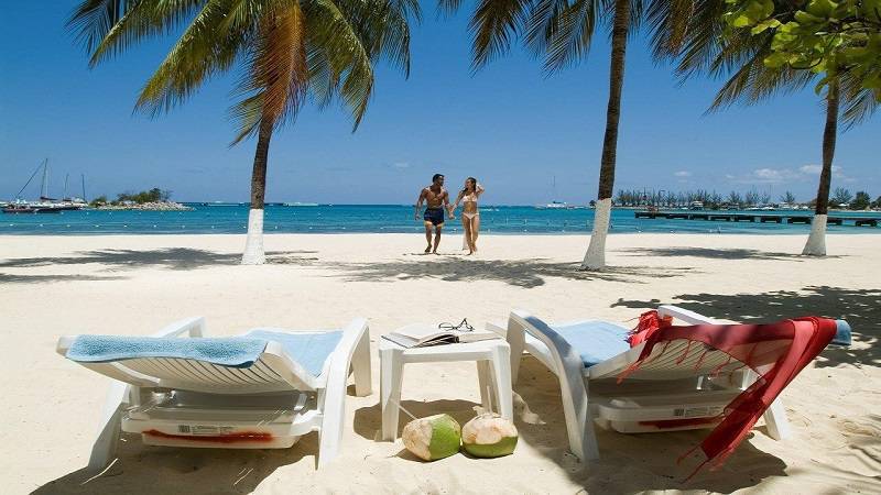 Jamaican beach, couple