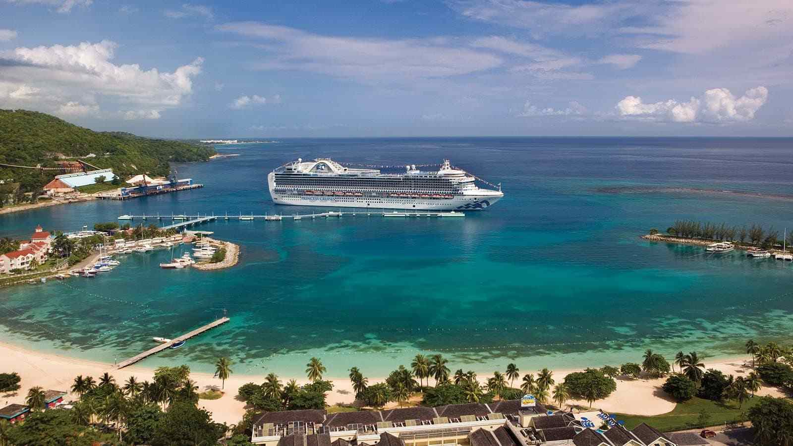 Royal Caribbean Forecasts 50 Percent Hike in Caribbean Cruise Arrivals by 2030