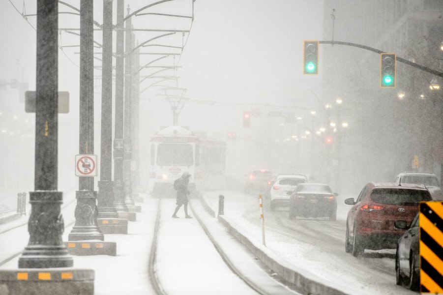 Winter Storms Likely to Hamper Thanksgiving Travel across the Mideast U.S.
