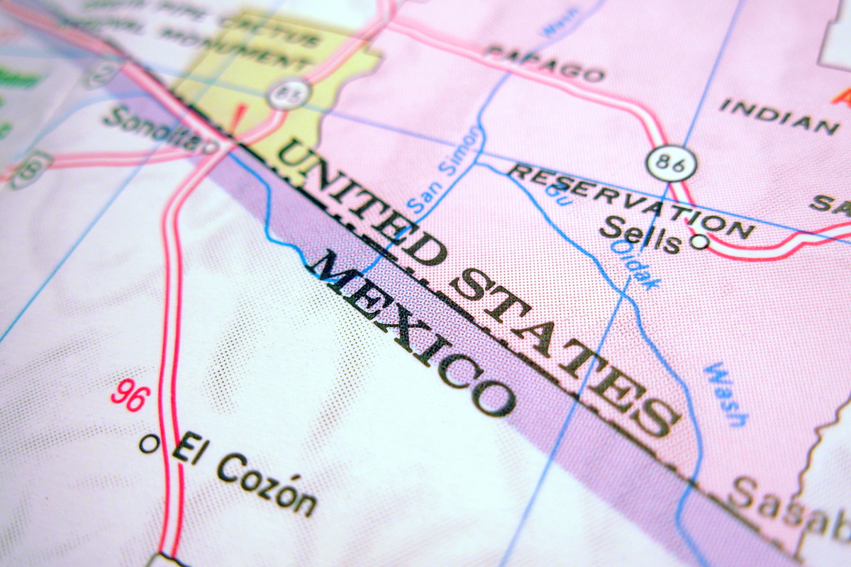 Mexico-US border on map