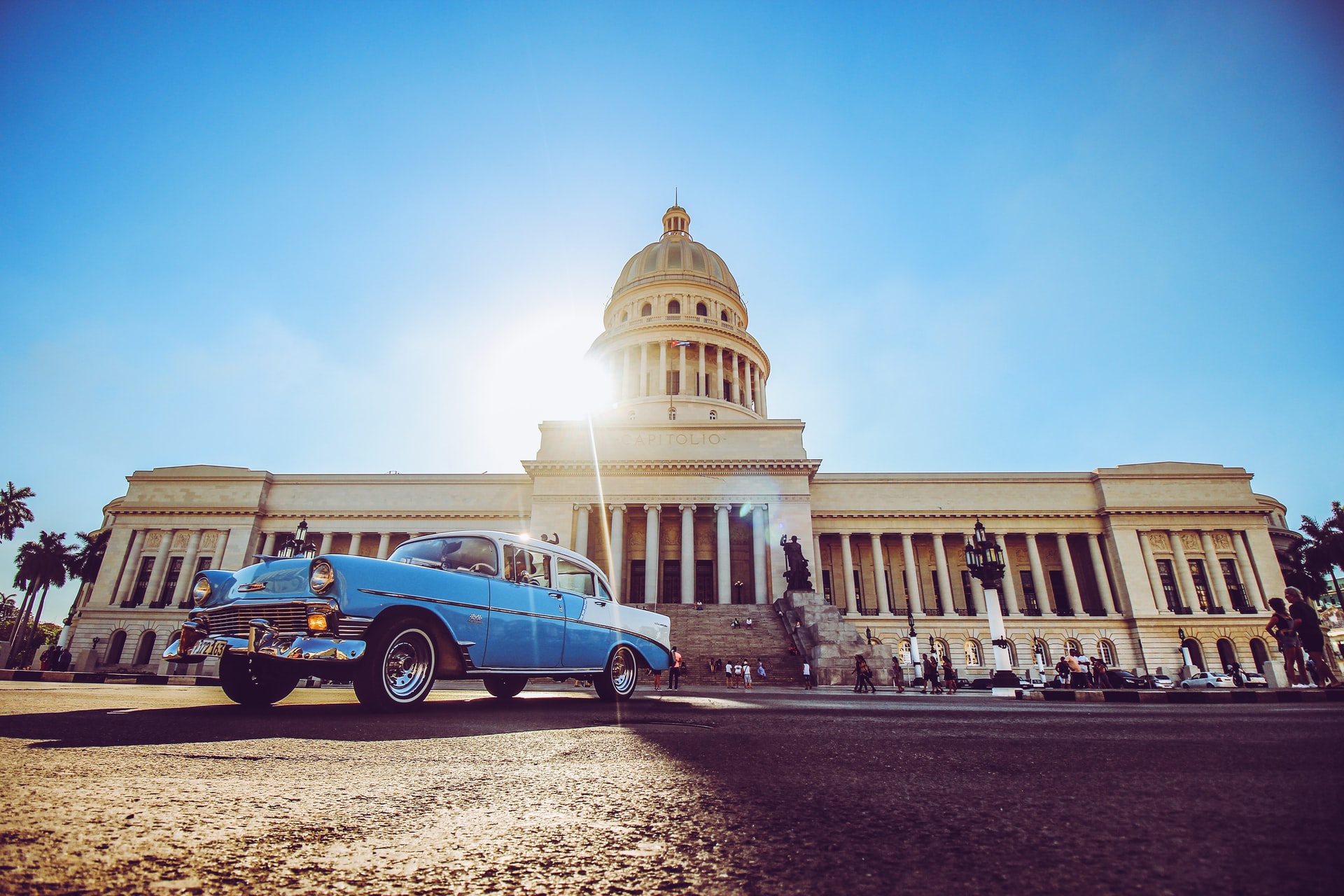 Havana Capitol and classic car