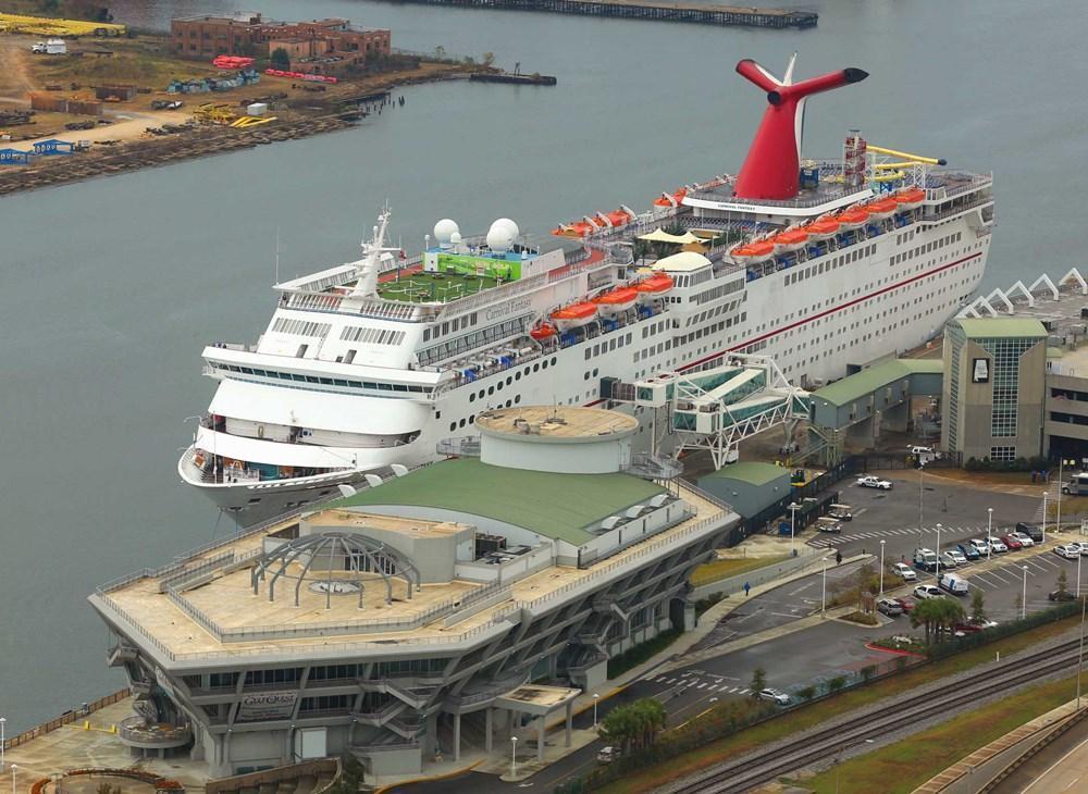 Port of Mobile viewed from above, Carnival cruise ship