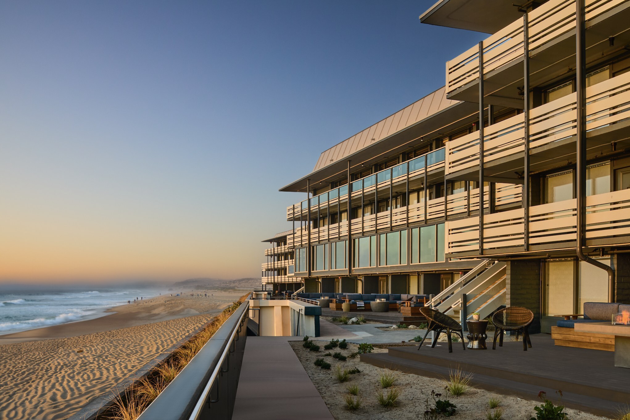 Monterey Beach Hotel