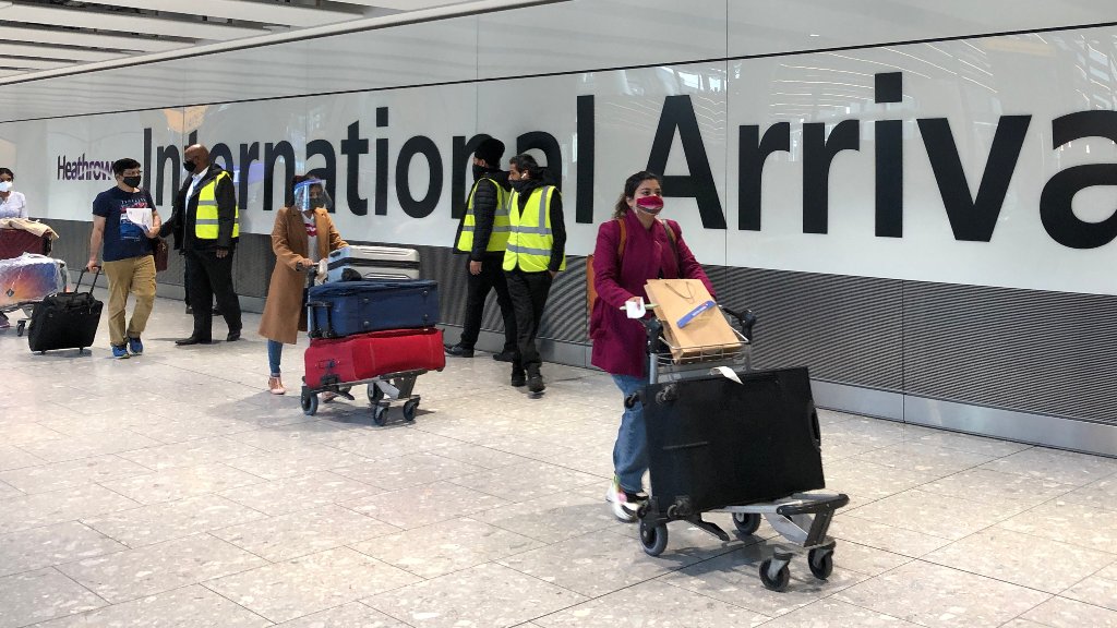 UK airport green light