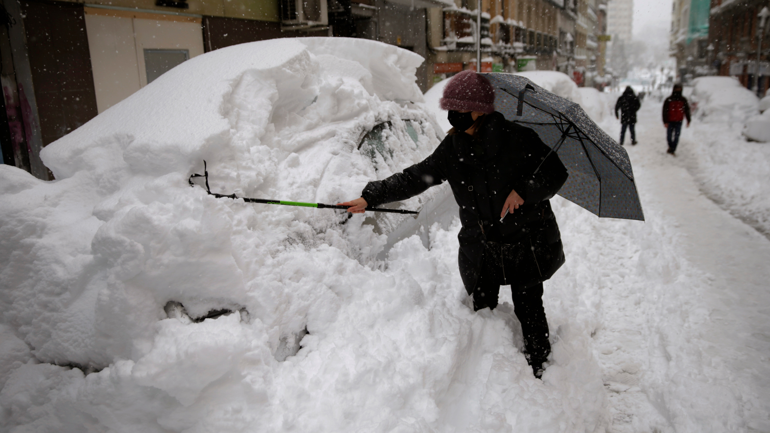 snowfall over Spain