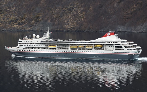 Fred Olsen MV Breamar