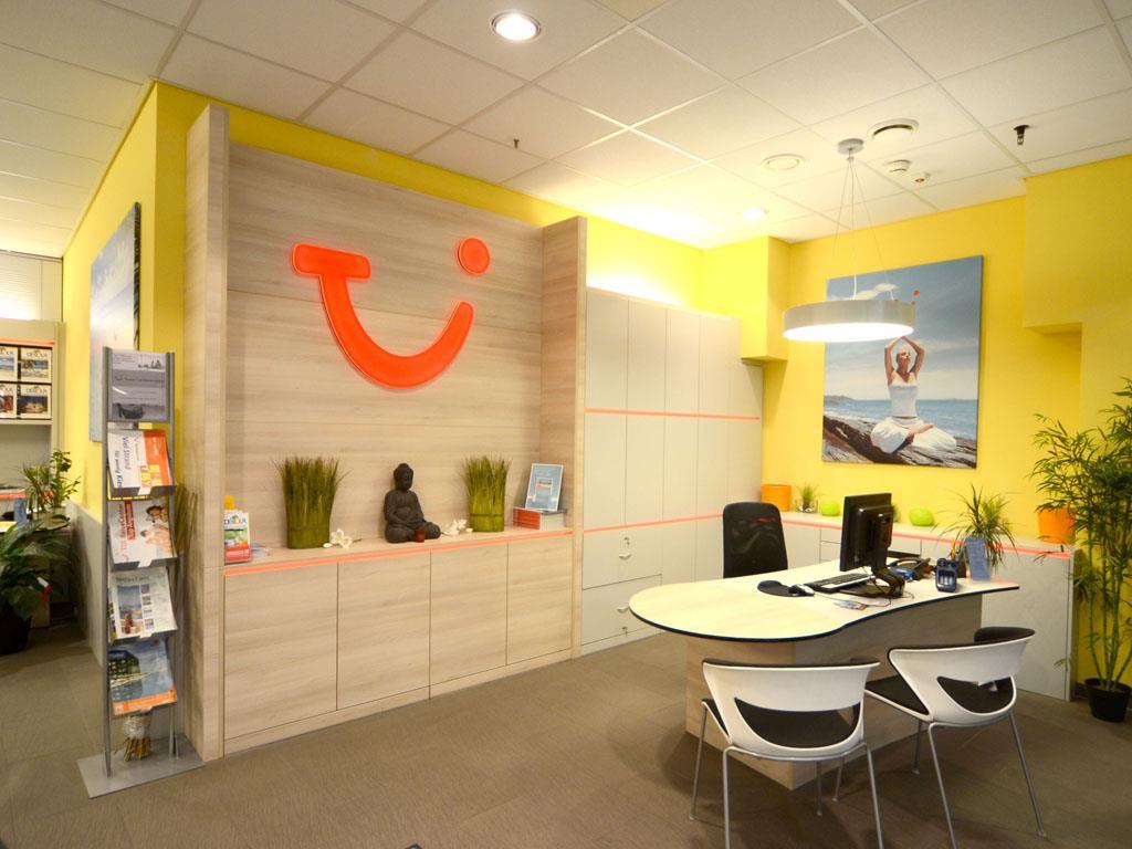 TUI office