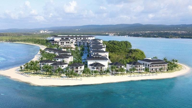 Montego Bay’s Excellence Oyster Opens Bookings