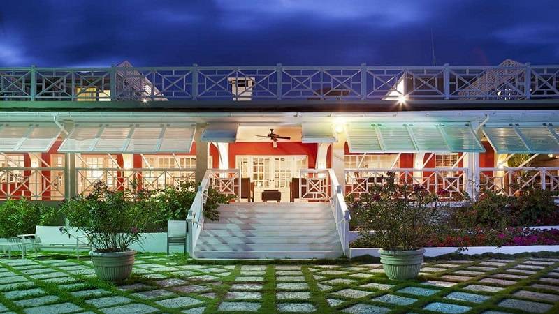 Coral Sands in the Bahamas Completes Renovation