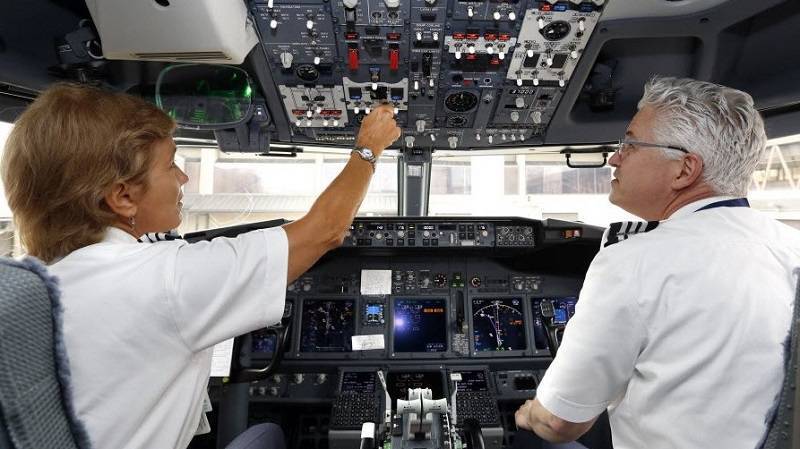 AA’s Front Office Reaches Deal with Pilots