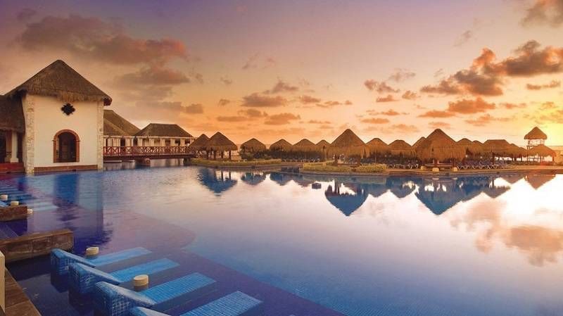 AMResorts Wraps Up 2017 with 6,000 Guestrooms