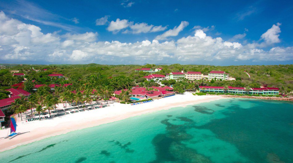 Pineapple Beach Club Antigua Set to Open on October 1