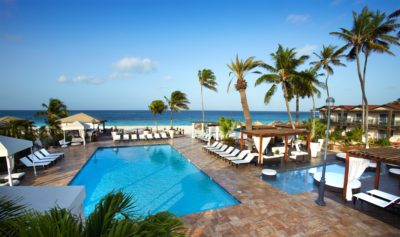 Aruba Considers Cap on All-Inclusive Hotels