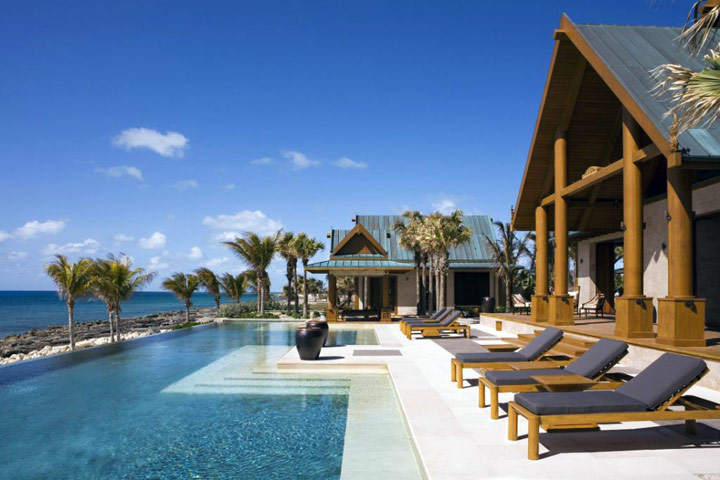 Bahamas Hotel Guests Get Tax Cut