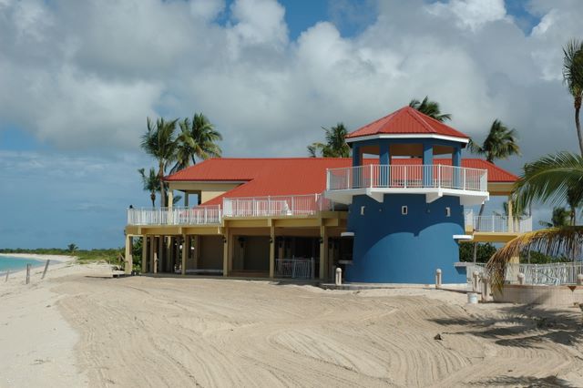 Landmark Caribbean Hotel Heads to the Auction Block