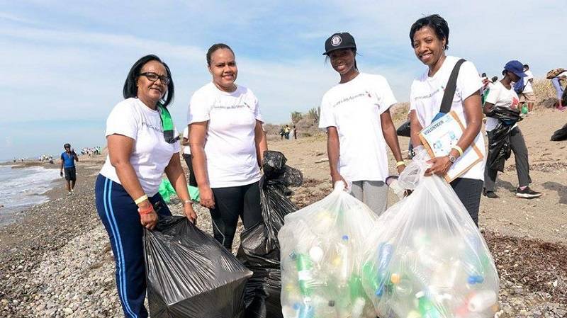 Jamaica Tourism to Pony Up $10 Million in International Coastal Cleanup Day