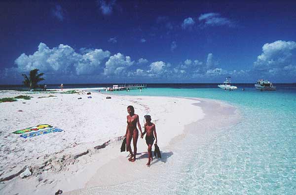 Belize Tourism Growth Accelerates to Record Pace