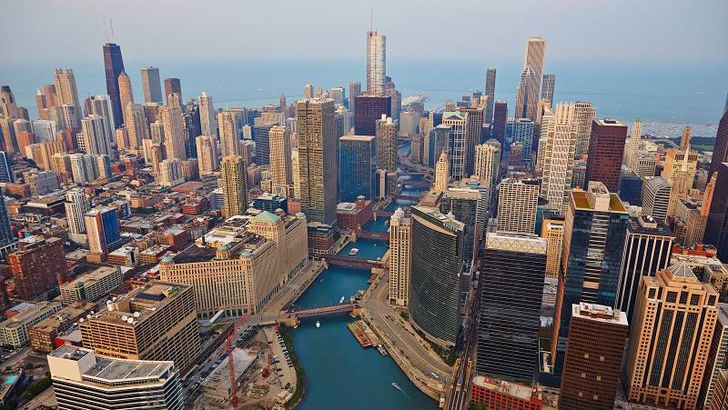 Chicago Posts First-Quarter Record Highs in Tourist Arrivals