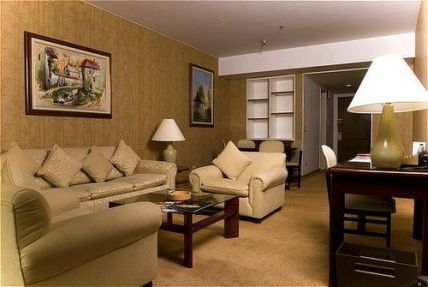 IHG Opens Crowne Plaza Suites Hotel in Bogota, Colombia