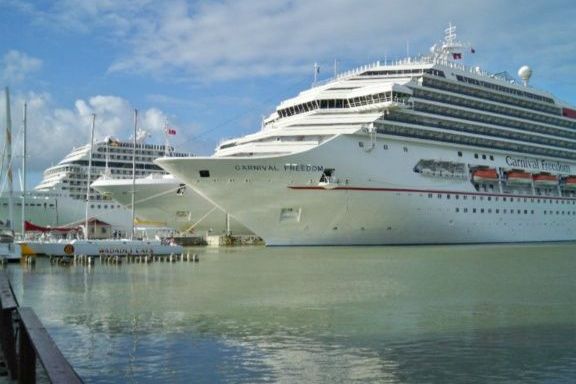 Cruise Visitors Definitely Spending Less in Antigua & Barbuda