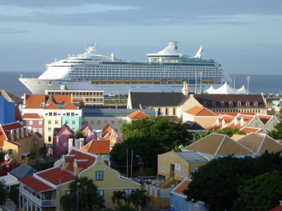 Curacao Ranks Number One in the World for Cruise Passenger Growth in 2013