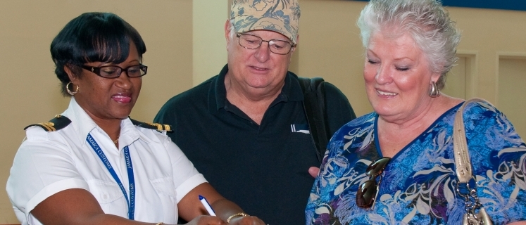 Jamaica Considering Visa Waivers for Some Latin American Countries