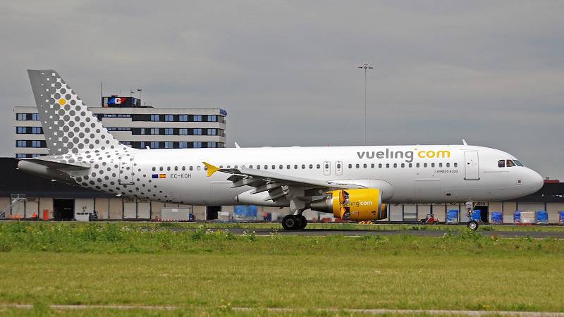 Vueling Airlines Unveils New Booking System with Expedia
