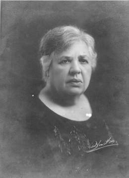 Elvira Cape: A Woman of Pedigree