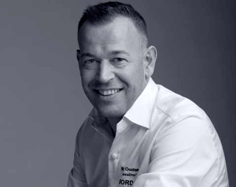 KLM Collaborates with Acclaimed Chef Richard Van Oostenbrugge