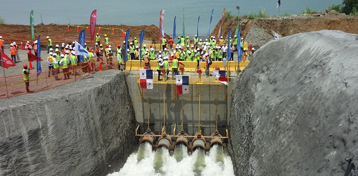 Princess Cruises to Offer First Transits of New Panama Canal Locks