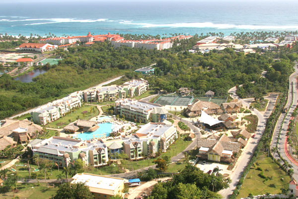 Blue Diamond Resorts Buys Grand Paradise Bavaro Beach Resort, Casino and Spa in Punta Cana
