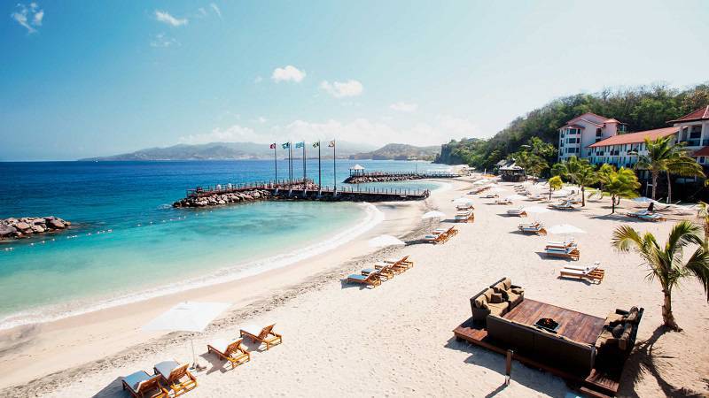 Grenada, the U.S. Lift Air Service Restrictions