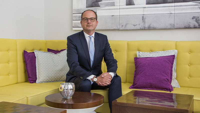 Markus Semer: “This Is La Manzana”