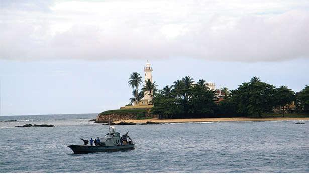 Anchored Yacht Attacked by Armed Men in St. Vincent
