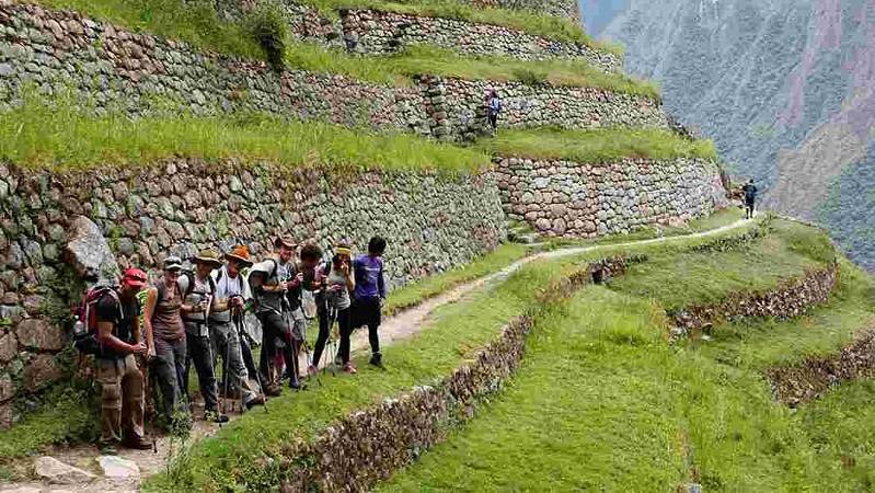 Peru to Reopen Sale of Inca Trail’s Machu Picchu Rides in October