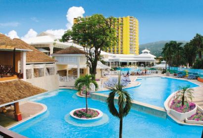 Jamaica’s Sunset Resorts Debuts New Loyalty Program