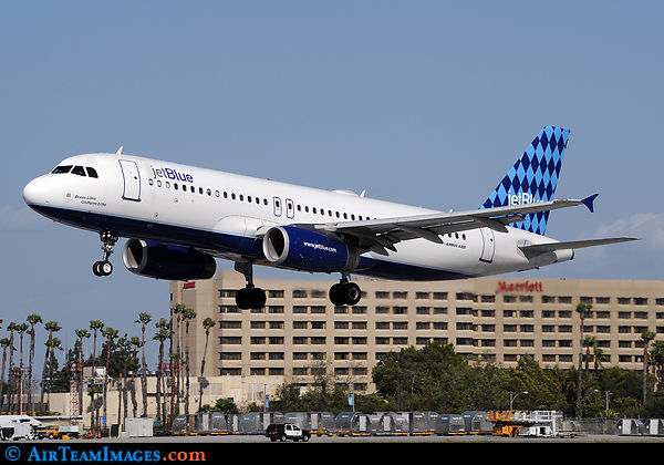JetBlue Adds Medellin as Third Colombian Destination