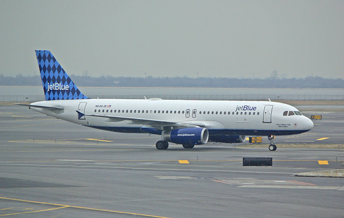 JetBlue Plans to Increase Colombia Flights, Local Newspaper Says