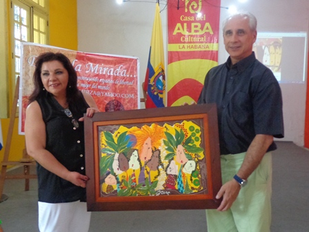 Excelencias Groups Presented with Art from Ecuador