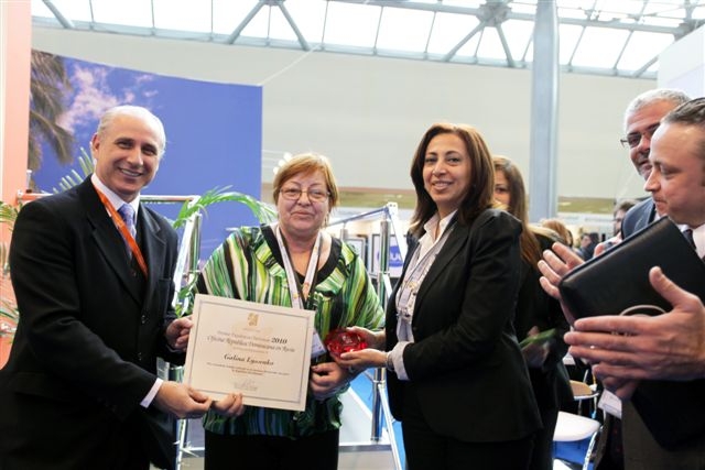 The Excelencias Award Handed to Galina Lyssenko at MITT 2011 in Moscow