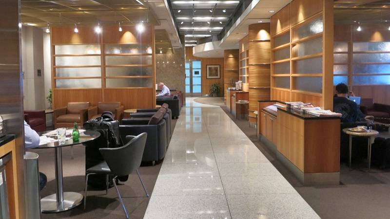 AA Unveils New Flagship Lounge at LAX