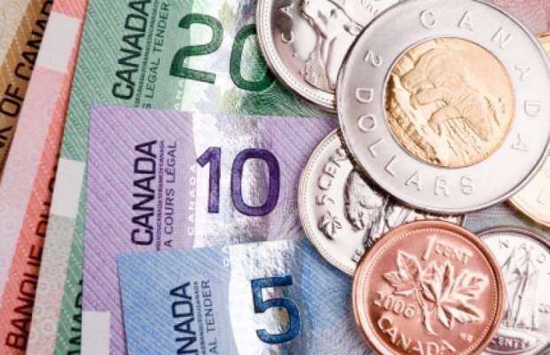 Cheap Travel at Risk if Canadian Dollar Continues to Fall