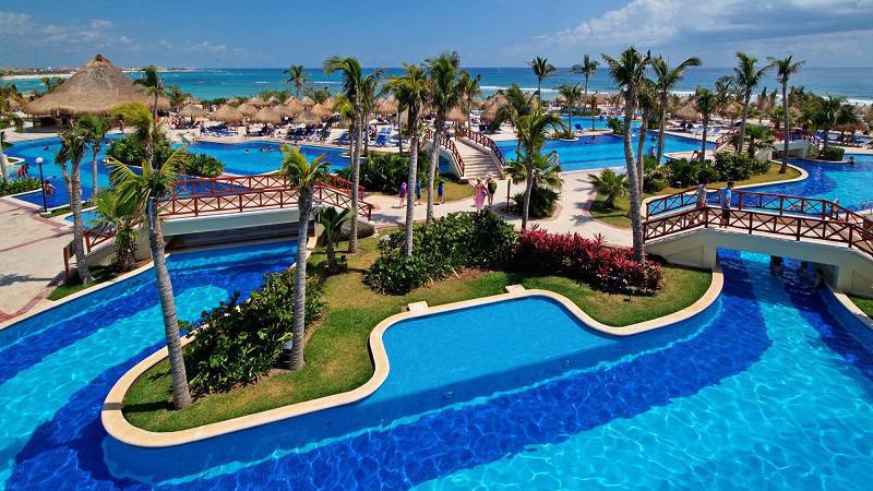 Luxury Bahia Principe Cayo Levantado to Undergo Transition