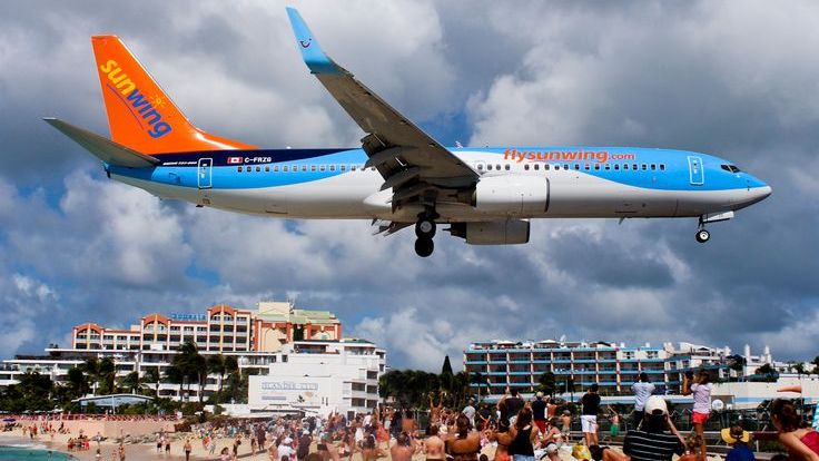 St. Maarten Brokering New Deal with Sunwing Airlines