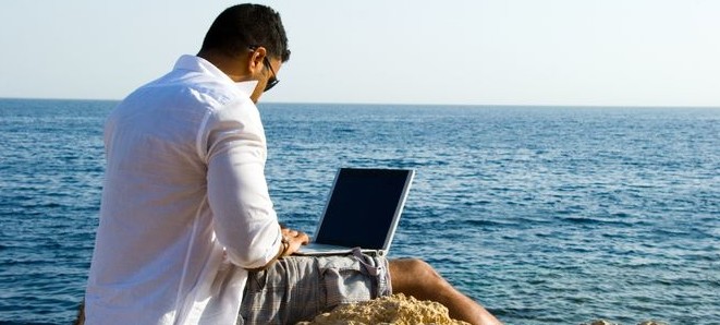 Nearly 75% of Managers Will Check Work Email Whilst on Holiday this Year