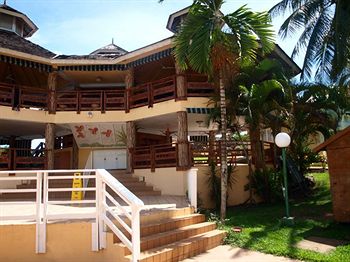 Economy Resort to Open in Ocho Rios