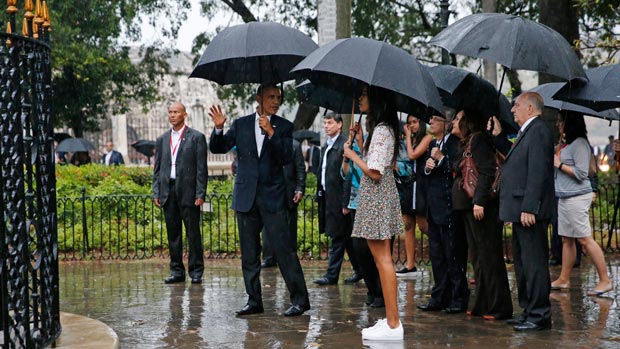 Obama Tours Old Havana as Part of Historic Cuba Visit