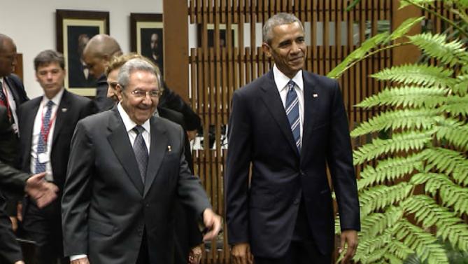 President Obama Meets with Raul Castro in Havana